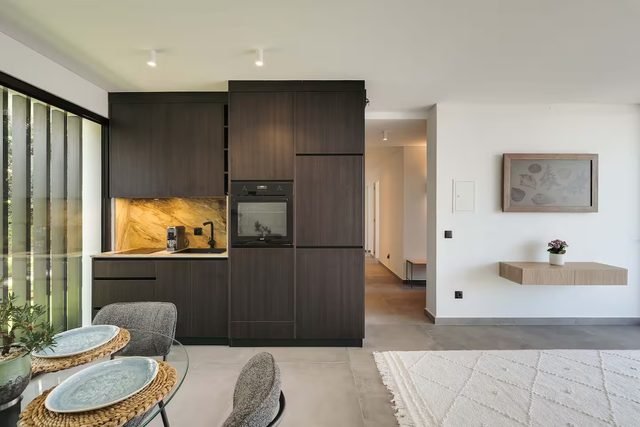 Kitchen and dining area